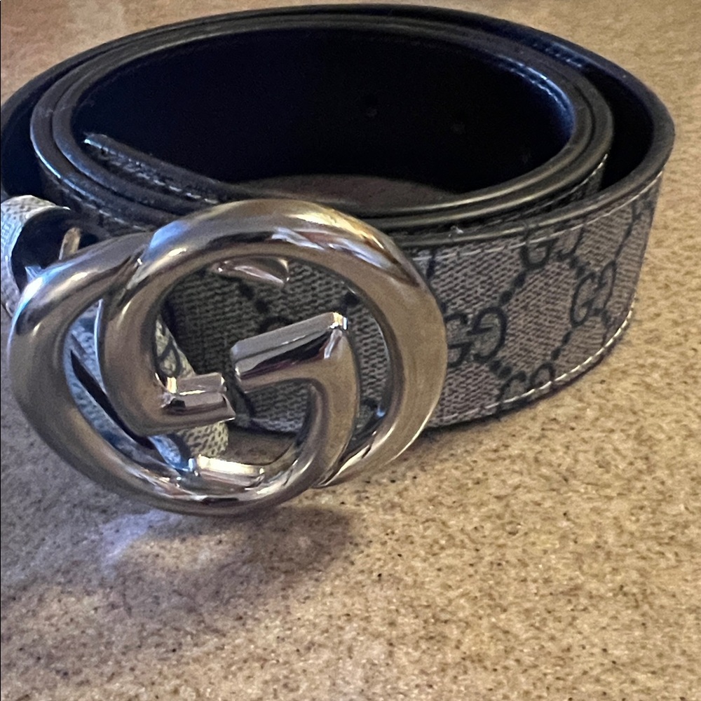 Gucci Black and Silver GG Men's Belt